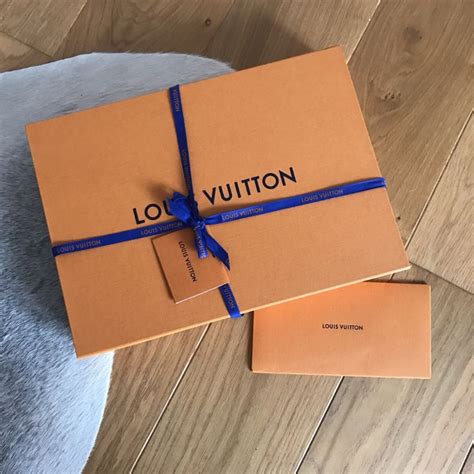 carte cadeau louis vuitton